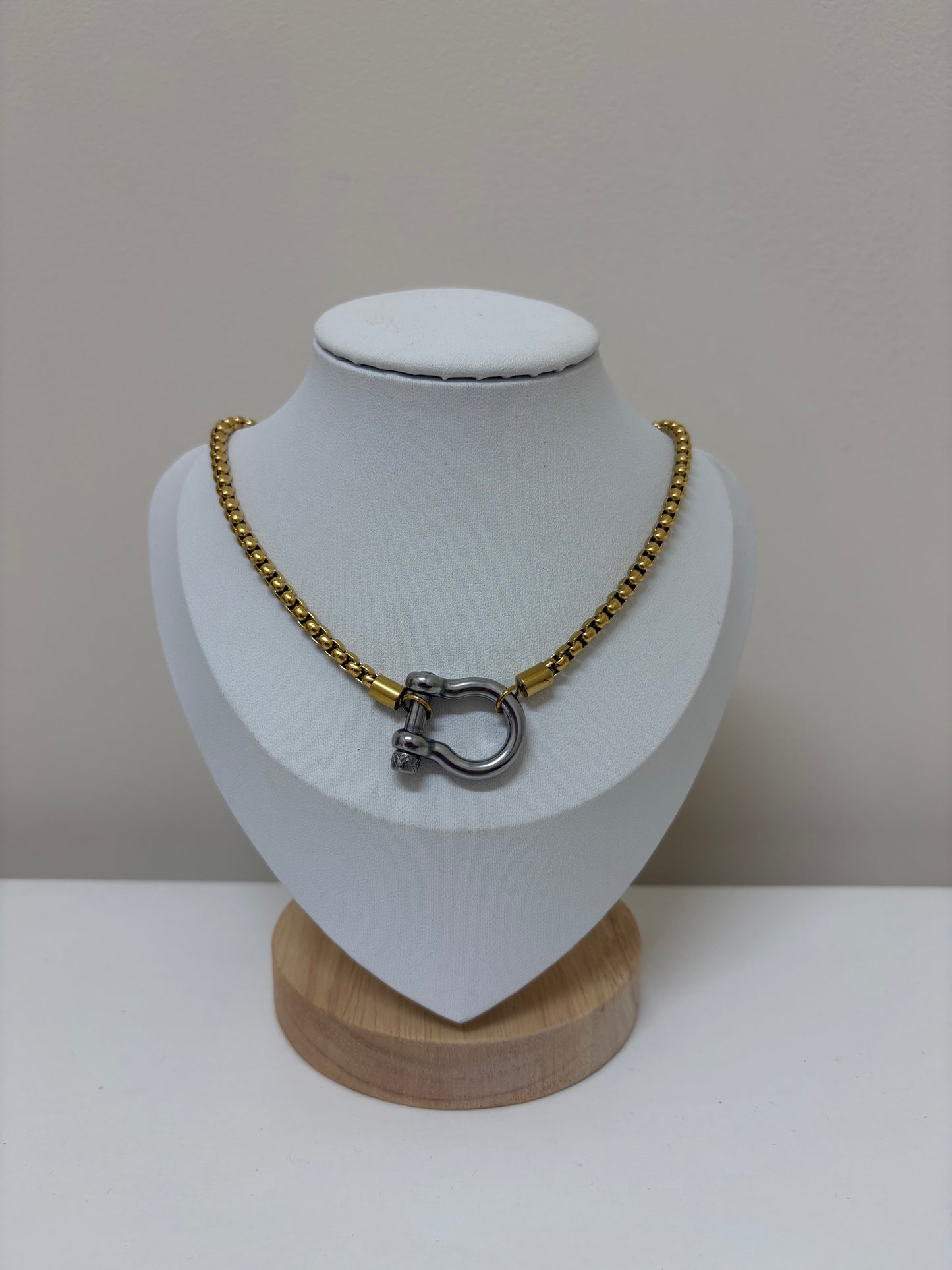 Nicky Necklace