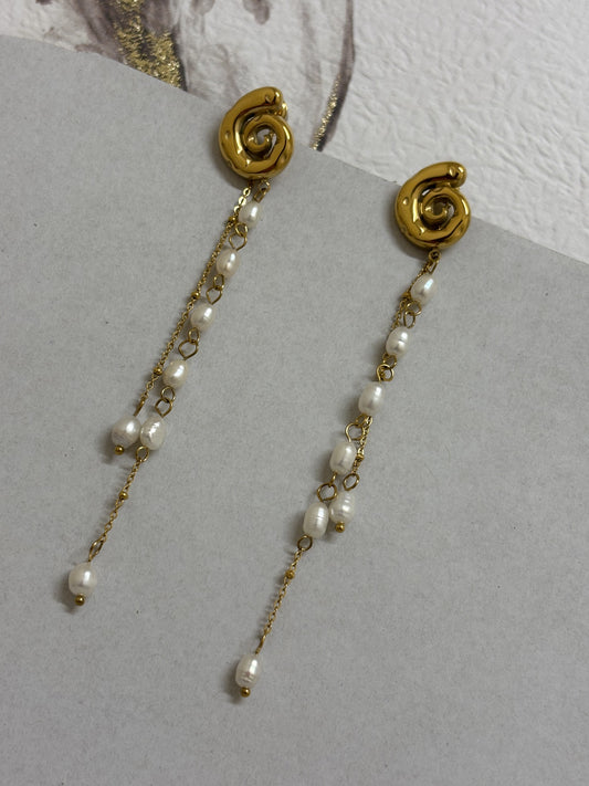Dhalia Earrings